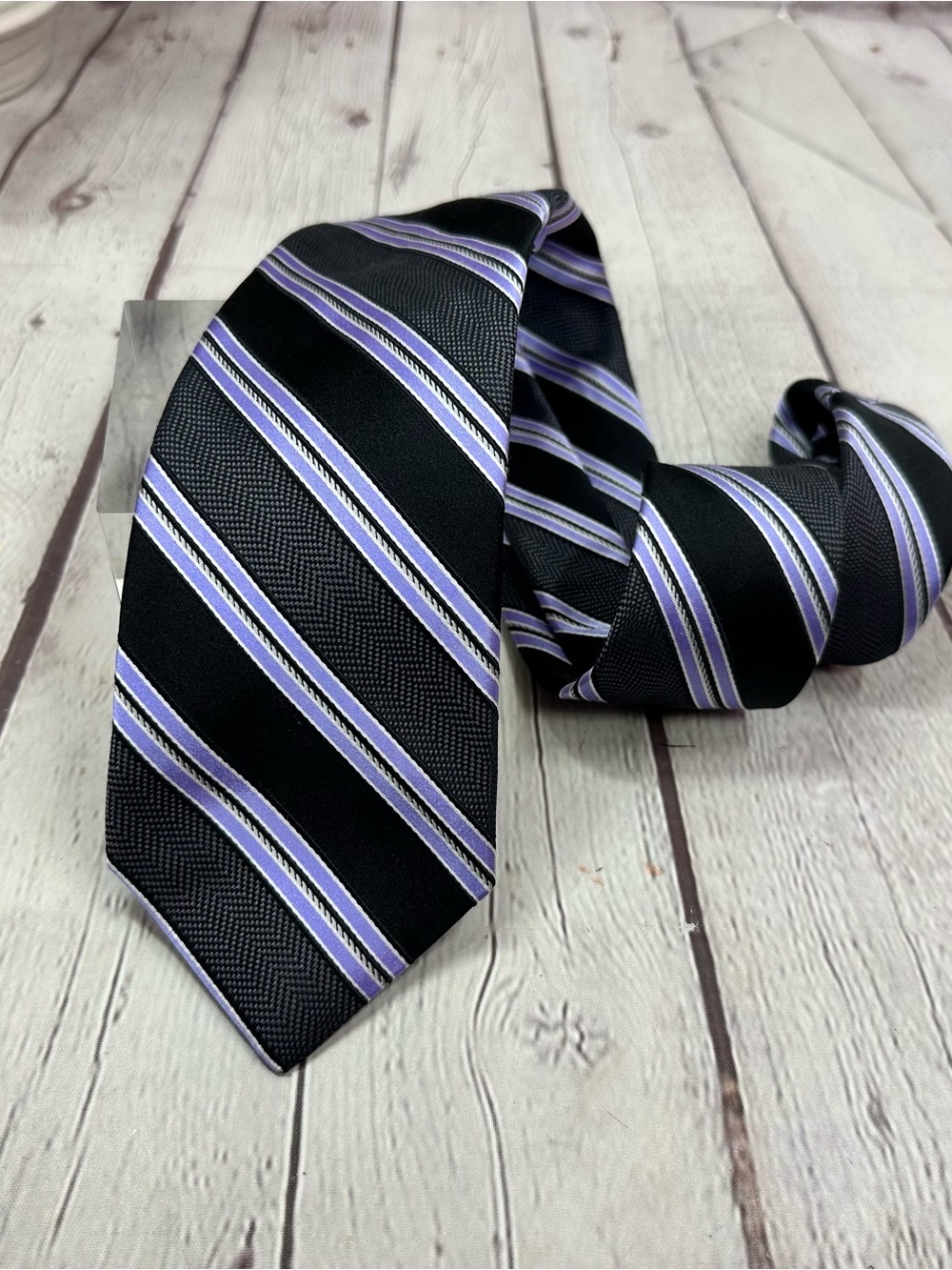 Cremieux Black silk Tie lavender diagonal Stripes menswear preppy office classic